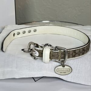 Coach Artic White & Tan Monogram Dog Collar Size Small with Dust Bag